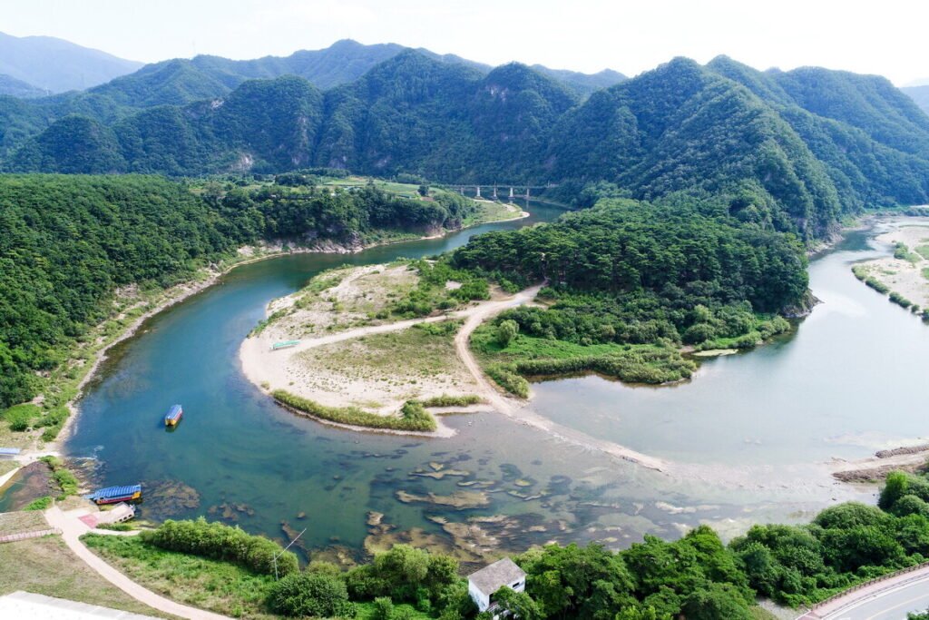 Cheongnyeongpo in Yeongwol, where King Danjong was exiled